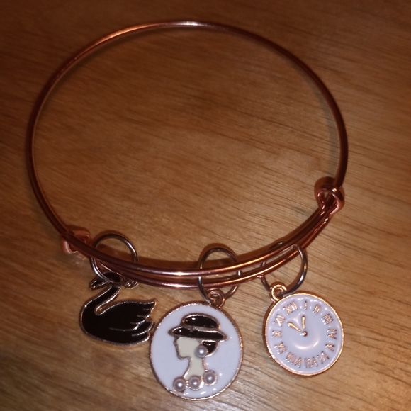 Jewelry - Charm bracelets